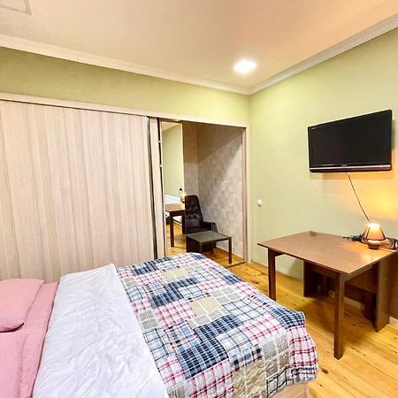 New Lights Apartment Tbilisi Bagian luar foto